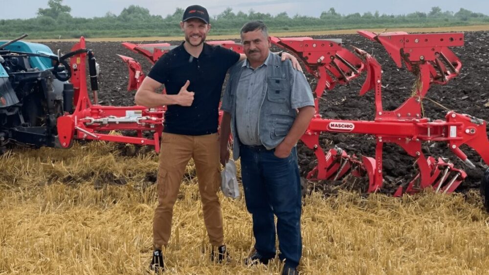 Максим Максименко