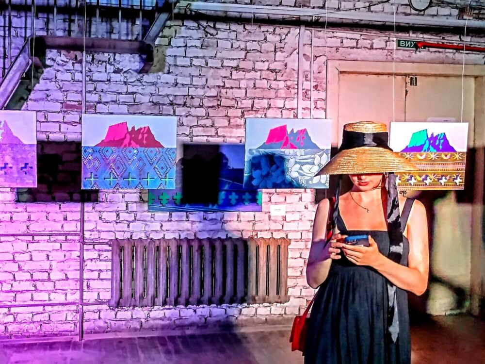 Тістол. Крим головна