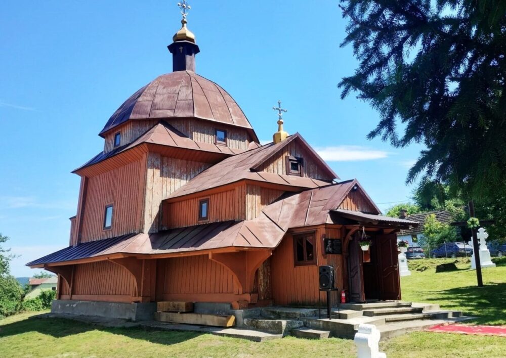 Гринів церква Юра