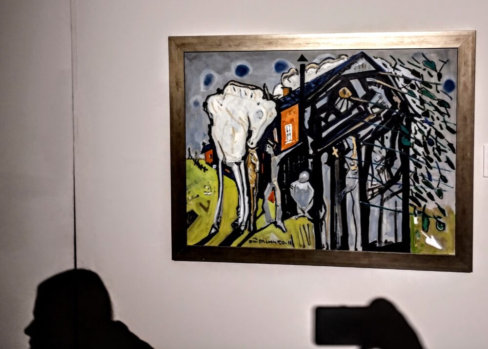 Мінько білий кінь