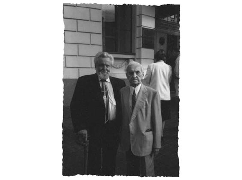 Генерал Кук